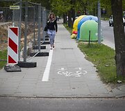 Vingiuojant sostinės dviračių takais...