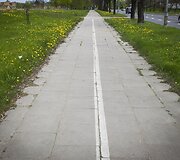 Vingiuojant sostinės dviračių takais...
