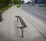 Vingiuojant sostinės dviračių takais...