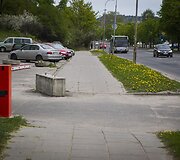 Vingiuojant sostinės dviračių takais...