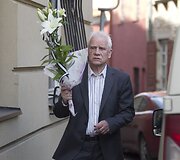 Jaunimo teatre aktoriai ir gerbėjai atsisveikina su Antanu &Scaron;urna  