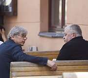 Jaunimo teatre aktoriai ir gerbėjai atsisveikina su Antanu &Scaron;urna  