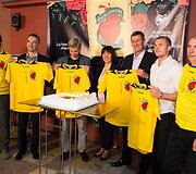 Pristatytas projektas: &bdquo;Atne&scaron;k savo &scaron;irdį&ldquo;. Futbolas: Lietuva - Estija/Slovėnija.