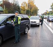 Vilniaus policija gaudė A juostą užimančius automobilių vairuotojus