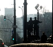 Vilnius paniręs į melsvą rūką
