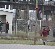 &Scaron;ių metų Lapkričio 17 d. (antradienis) nuo 12:00 iki 16:00 prie Vilniaus Romų (čigonų) taboro organizuojamas mitingas. Mitingą organizuoja, daugiau kaip keturiasde&scaron;imt visuomeninių organizacijų atstovų. Mitingo tikslas, paskatinti visuomenę nelikti nuo&scaron;alyje ir nelaukti kol NARKOMANIJA taps asmenine