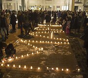 Ukrainiečiai ir lietuviai  i&scaron;reikė pagarbą žuvusiems Ukrainos gyventojams