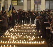 Ukrainiečiai ir lietuviai  i&scaron;reikė pagarbą žuvusiems Ukrainos gyventojams