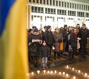 Ukrainiečiai ir lietuviai  i&scaron;reikė pagarbą žuvusiems Ukrainos gyventojams