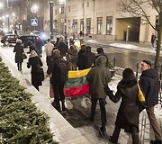 Ukrainiečiai ir lietuviai  i&scaron;reikė pagarbą žuvusiems Ukrainos gyventojams