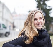 Trečios kartos Amerikos lietuvė, 22 metų Kendra Kir&scaron;onis, gimė ir augo Los Andžele, saulėtoje Kalifornijoje. 