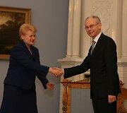 Lietuvos Respublikos Prezidentė Dalia Grybauskaitė priėmė Lietuvoje vie&scaron;intį Europos Sąjungos Prezidentą Hermaną van Rompuy.