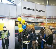&bdquo;Litexpo&ldquo; parodoje dingo demonstruojamas ginklas