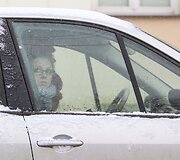Sekmadienį Vilniuje - balta, balta. Nosis kutena žvarbus vėjas.