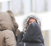 Sekmadienį Vilniuje - balta, balta. Nosis kutena žvarbus vėjas.