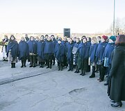 Visuomenės sueiga Tautos namų idėjai ir jos simbolinėms asmenybėms paminėti ant Tauro kalno.