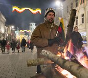 Gedimino prospekte &ndash; 16 simbolinių laužų