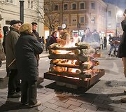 Gedimino prospekte &ndash; 16 simbolinių laužų