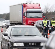 Penktadienio ankstų rytą Vilniaus kelių policijos reidas