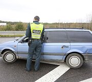 Penktadienio ankstų rytą Vilniaus kelių policijos reidas