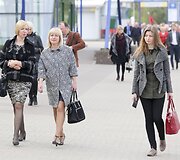  Į penktadienį vykusį Lietuvos socialdemokratų partijos suvažiavimą politikai puo&scaron;ėsi, kaip į &scaron;ventę.