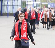  Į penktadienį vykusį Lietuvos socialdemokratų partijos suvažiavimą politikai puo&scaron;ėsi, kaip į &scaron;ventę.