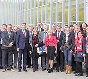 Į penktadienį vykusį Lietuvos socialdemokratų partijos suvažiavimą politikai puo&scaron;ėsi, kaip į &scaron;ventę.