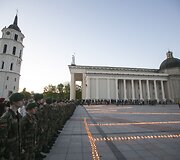 Katedros aik&scaron;tėje &ndash; 2000 žvakelių Antrojo pasaulio aukoms atminti