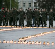 Katedros aik&scaron;tėje &ndash; 2000 žvakelių Antrojo pasaulio aukoms atminti