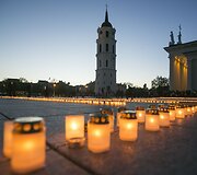 Katedros aik&scaron;tėje &ndash; 2000 žvakelių Antrojo pasaulio aukoms atminti