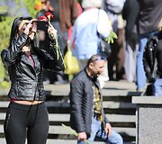 Antakalnio kapinėse &ndash; gėlių ir Georgijaus juostelių jūra