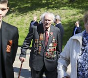 Antakalnio kapinėse &ndash; gėlių ir Georgijaus juostelių jūra