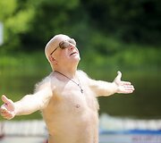 &Scaron;ilta vasaros pradžia vilniečių į paplūdimius dar nei&scaron;viliojo
