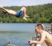 &Scaron;ilta vasaros pradžia vilniečių į paplūdimius dar nei&scaron;viliojo