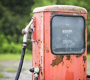 Lietus gaivina gamtą ir merkia praeivius