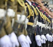 Valstybės vėliavos pakėlimo ceremonija Nepriklausomybės aik&scaron;tėje, Vilniuje