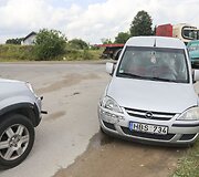 Vilniaus rajone susidūrė trys automobiliai
