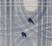 Drono žvilgsnis į žemę 90 laipsnių kampu