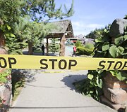 HBH pramogų komplekse - smėlio krūvos