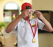 Į Vilnių grįžo pasaulio jaunimo plaukimo čempionas Andrius &Scaron;idlauskas