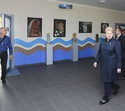 Prezidentė Dalia Grybauskaitė lankėsi Vilniaus &Scaron;olomo Aleichemo ORT gimnazijoje