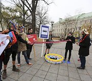 Jaunieji konservatoriai po Vyriausybės langais &scaron;aipėsi i&scaron; Druskininkų skandalo