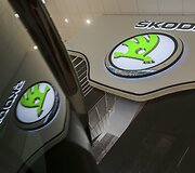 Naujasis &bdquo;&Scaron;koda&ldquo; automobilių pardavimo salonas