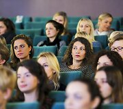 &bdquo;&Scaron;er&scaron;ėliafam&ldquo; konferencijos &bdquo;Ie&scaron;kokite moters. Įkvėpimai&ldquo; akimirka