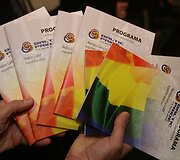 Akcijos organizatoriai prezidentūros kanceliarijoje įteikė 14,5 tūkst. para&scaron;ų.