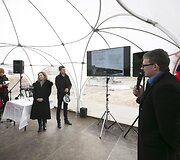Penktadienį &bdquo;Maxima&ldquo; simboli&scaron;kai pradėjo savo naujojo administracinio pastato statybas