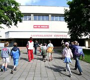 Pristatytas renovuotas Lazdynų baseinas