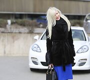 Inga Stumbrienė vairuoja prabangų &bdquo;Porsche&ldquo; automobilį