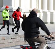 Saulėtas penktadienis Vilniuje