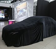 E klasės &bdquo;Mercedes-Benz&ldquo; pristatymo akimirka